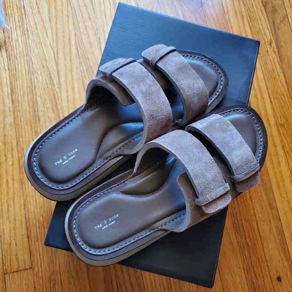 Rag and Bone Parker Slides in Tundra - Picture 4 of 7